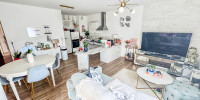 appartement à ST PIERRE DU MONT (40280)